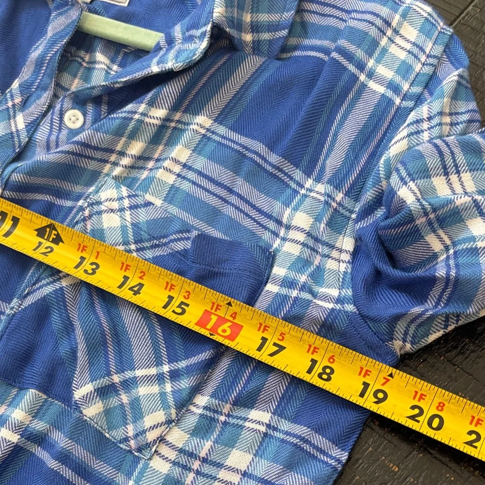 Rails Blue Plaid Button Down Shirt w/Pocket size Medium - Picture 8 of 9